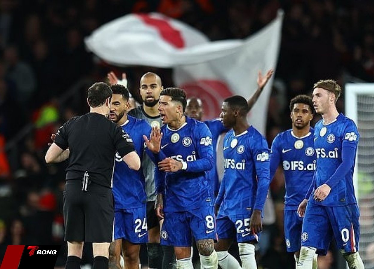 Chelsea đã nhận tới 9 thẻ đỏ tính đến tháng 32026